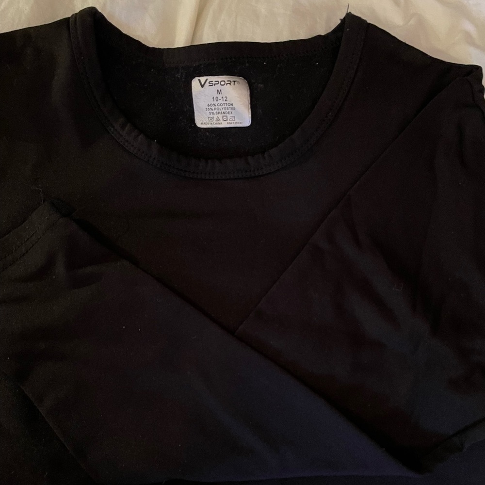 Vsport Kids Medium 10-12 60% Cotton, 35% polyester, 5% spandex, black longsleeve